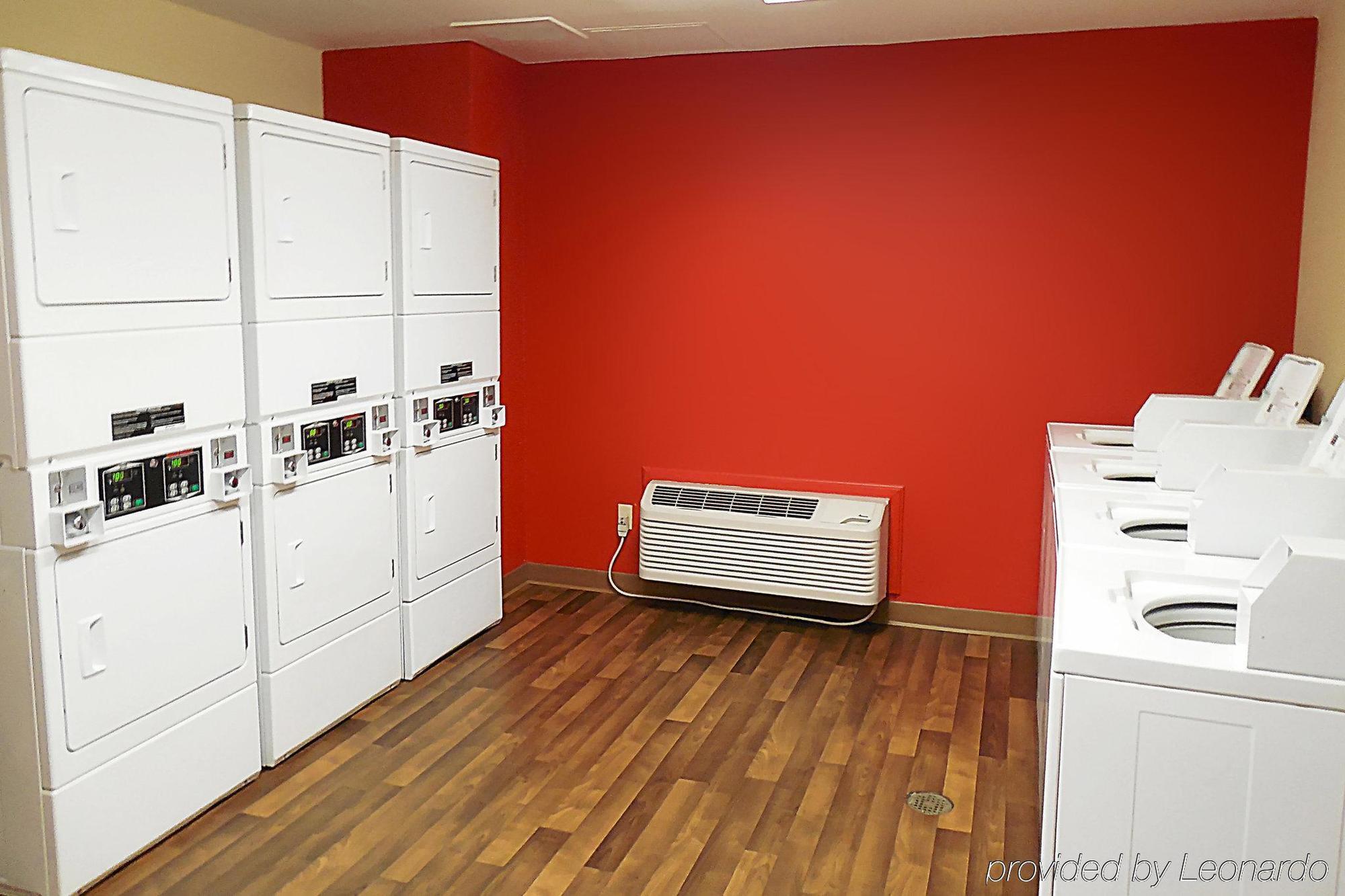 Suburban Studios Auburn Hills - Detroit Extérieur photo