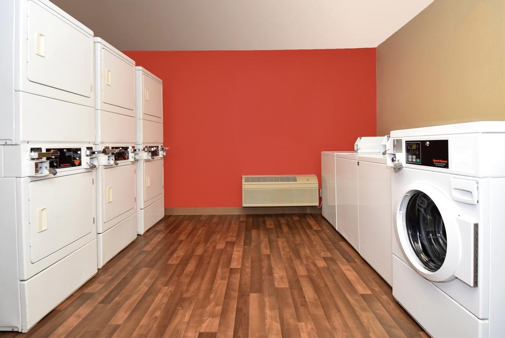 Suburban Studios Auburn Hills - Detroit Extérieur photo