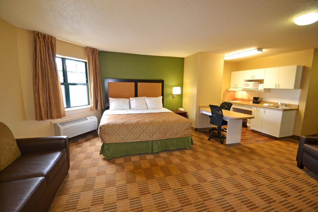 Suburban Studios Auburn Hills - Detroit Extérieur photo